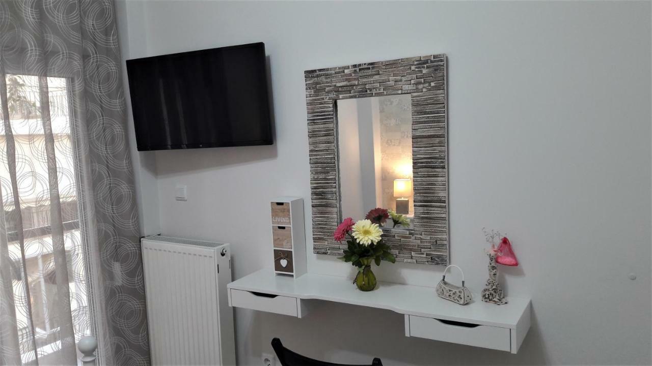 Marras Apartment Athens Ngoại thất bức ảnh